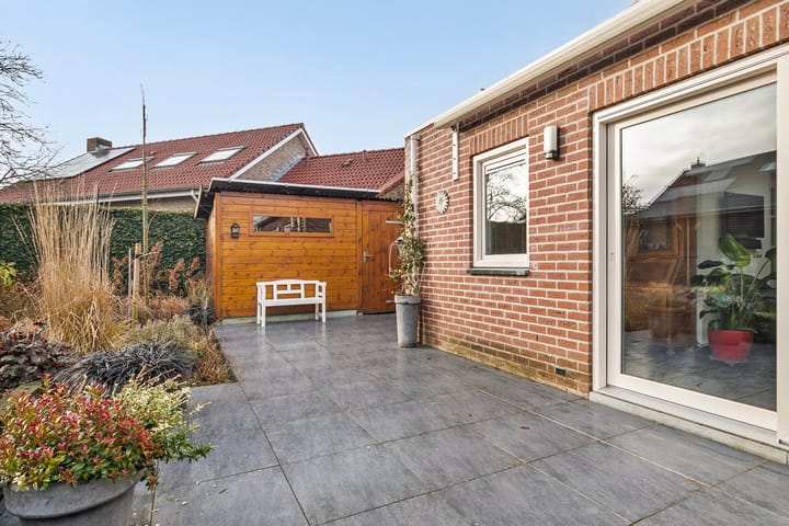 Foto 33 van Volkerak 10