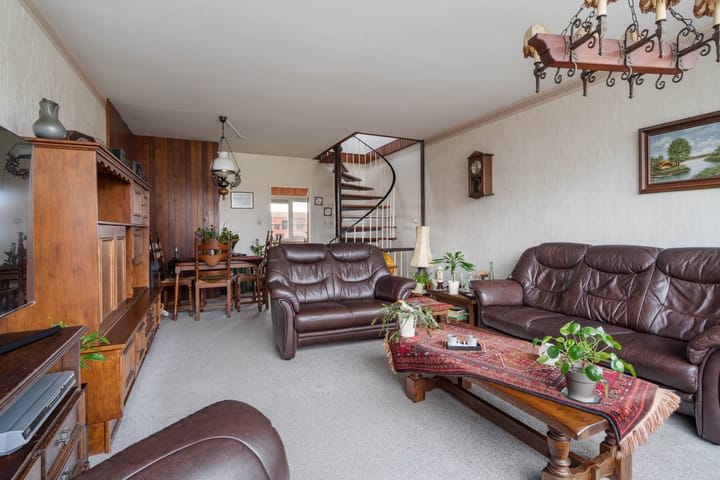 Foto 13 van Cornelis Joosstraat 102