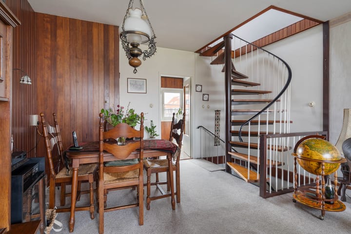 Foto 14 van Cornelis Joosstraat 102