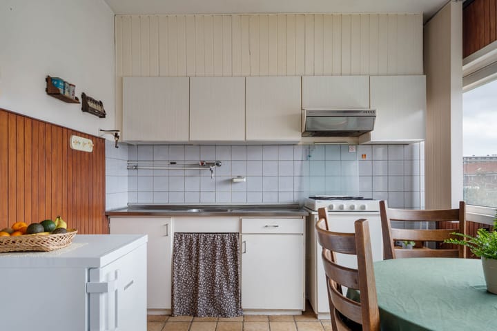 Foto 15 van Cornelis Joosstraat 102