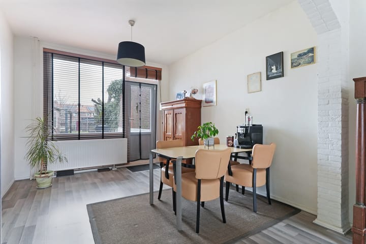 Photo 6 of Kanaalstraat 54