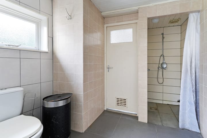 Photo 18 of Kanaalstraat 54