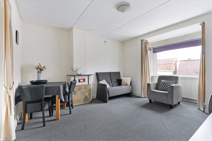 Photo 21 of Kanaalstraat 54