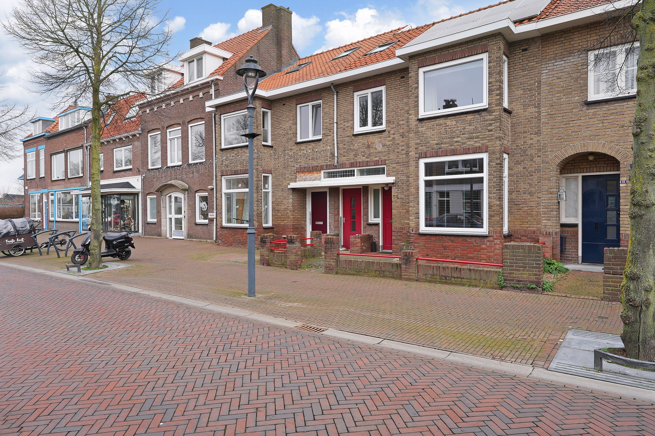 Photo 36 of Kanaalstraat 54