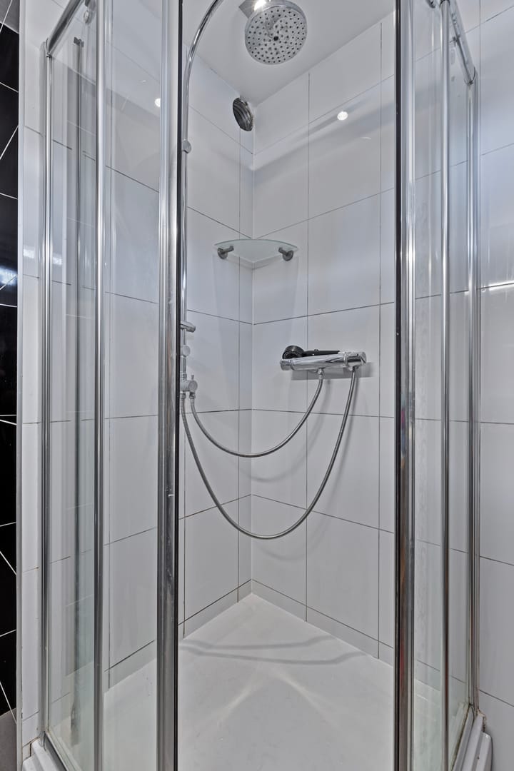 Foto 17 van Opalinestraat 59