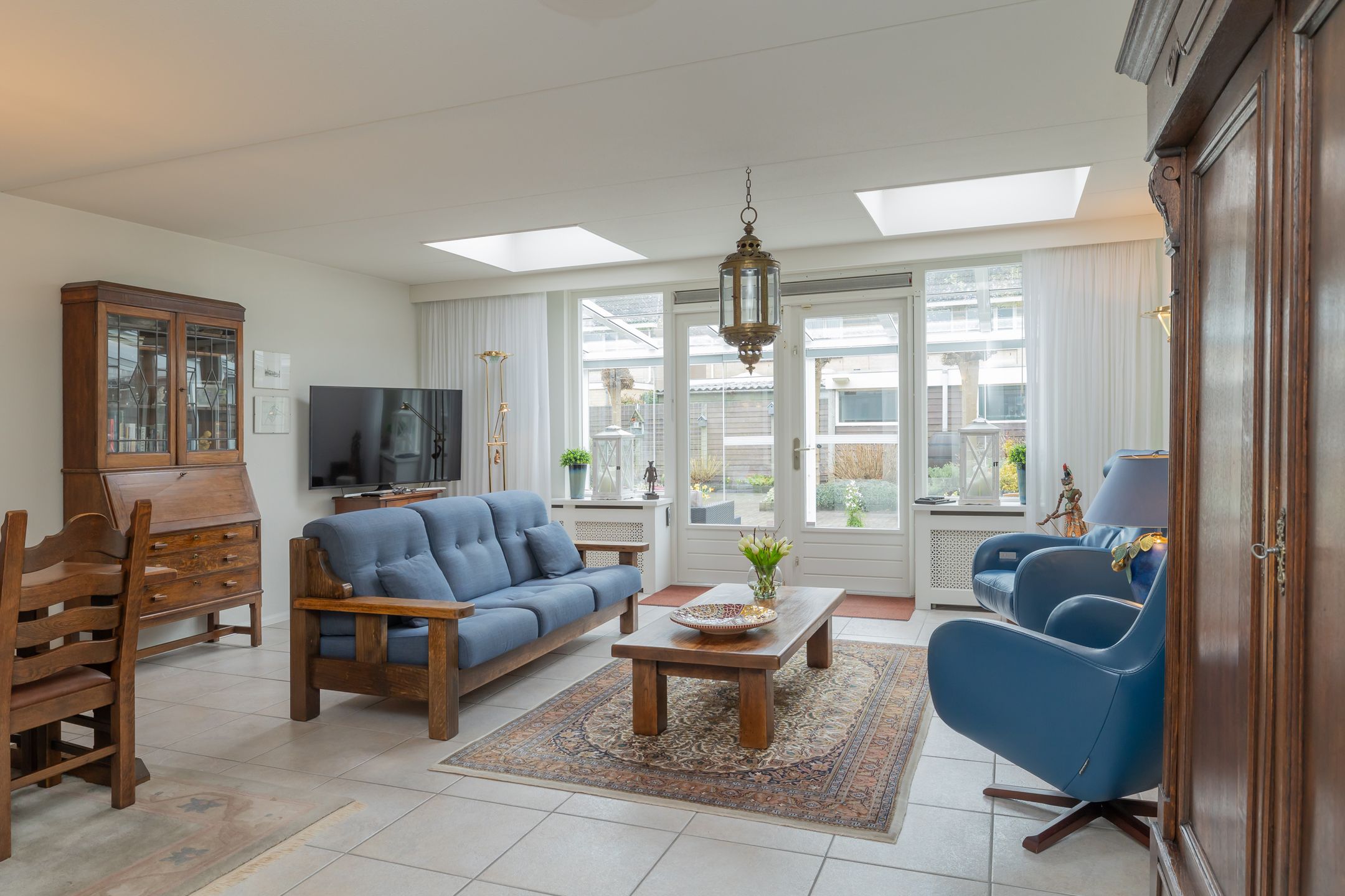 Foto 3 van Van Meerbeekstraat 8