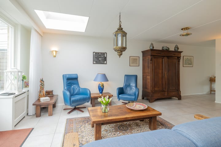 Foto 11 van Van Meerbeekstraat 8