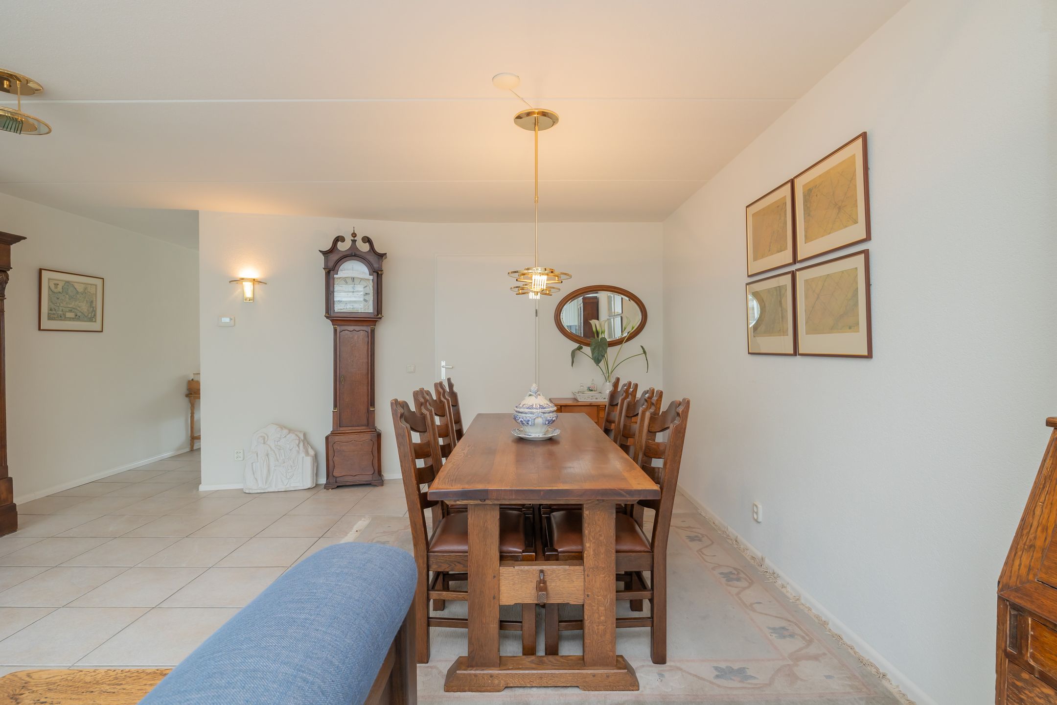 Foto 12 van Van Meerbeekstraat 8