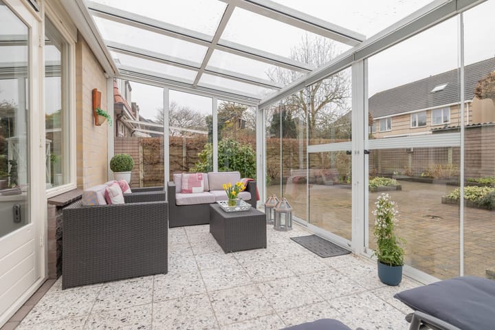 Foto 20 van Van Meerbeekstraat 8