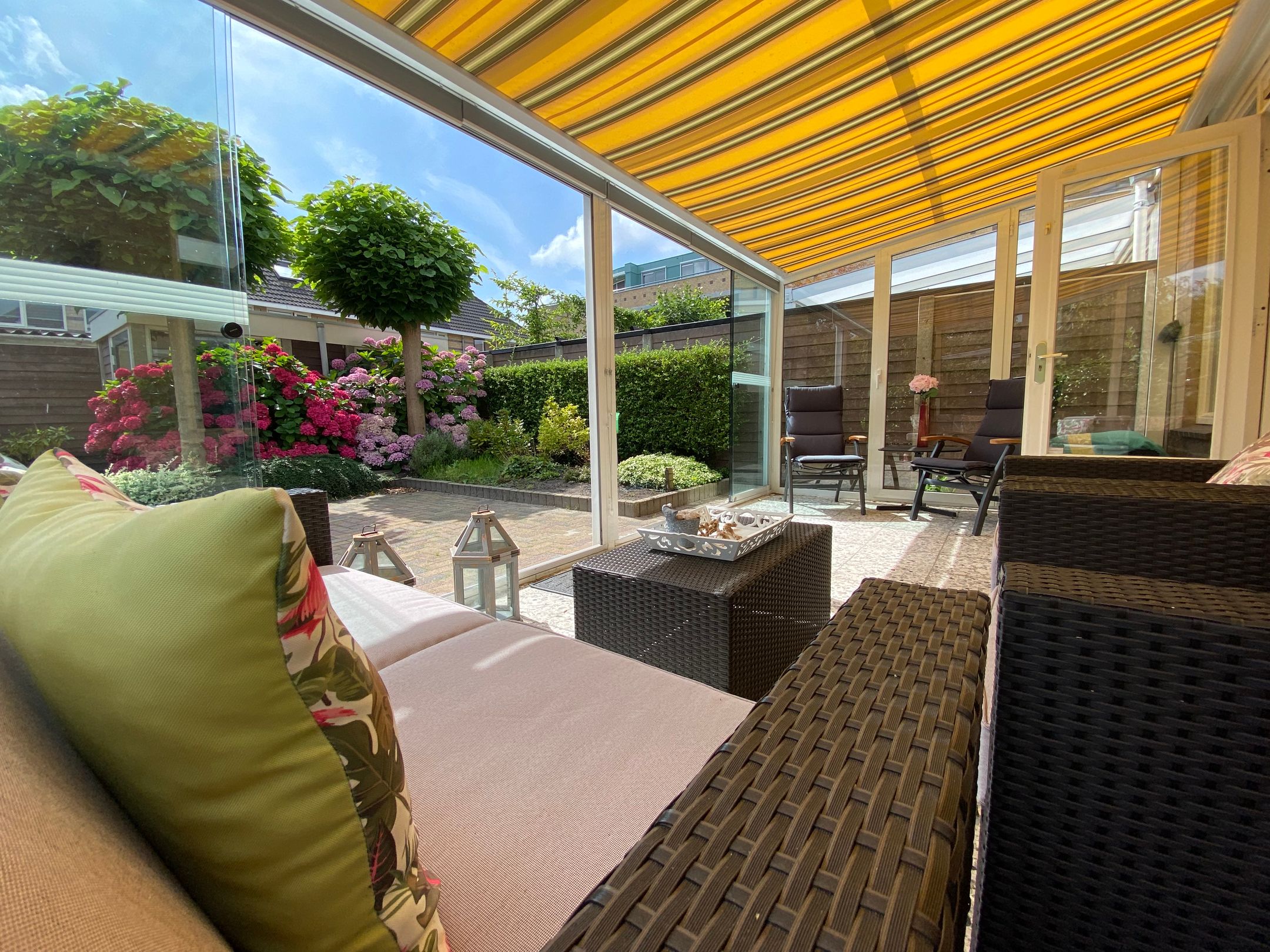 Foto 33 van Van Meerbeekstraat 8