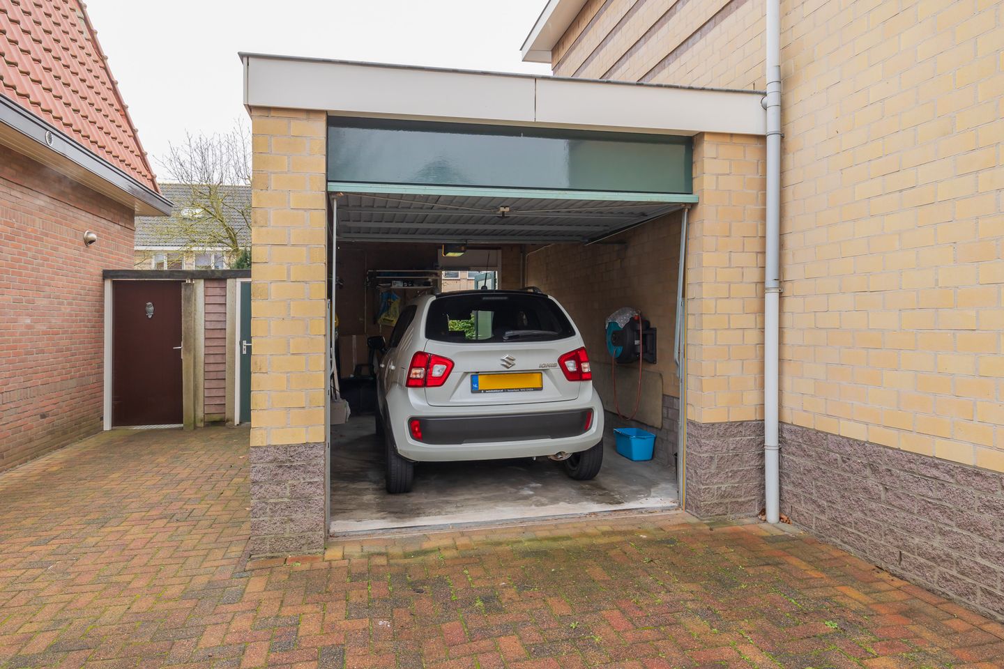 Foto 34 van Van Meerbeekstraat 8