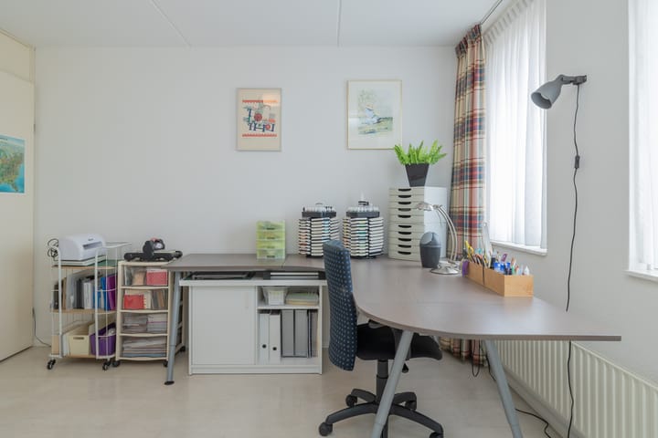 Foto 38 van Van Meerbeekstraat 8