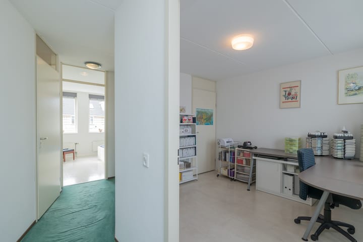 Foto 39 van Van Meerbeekstraat 8