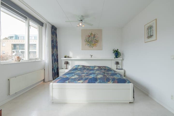 Foto 42 van Van Meerbeekstraat 8