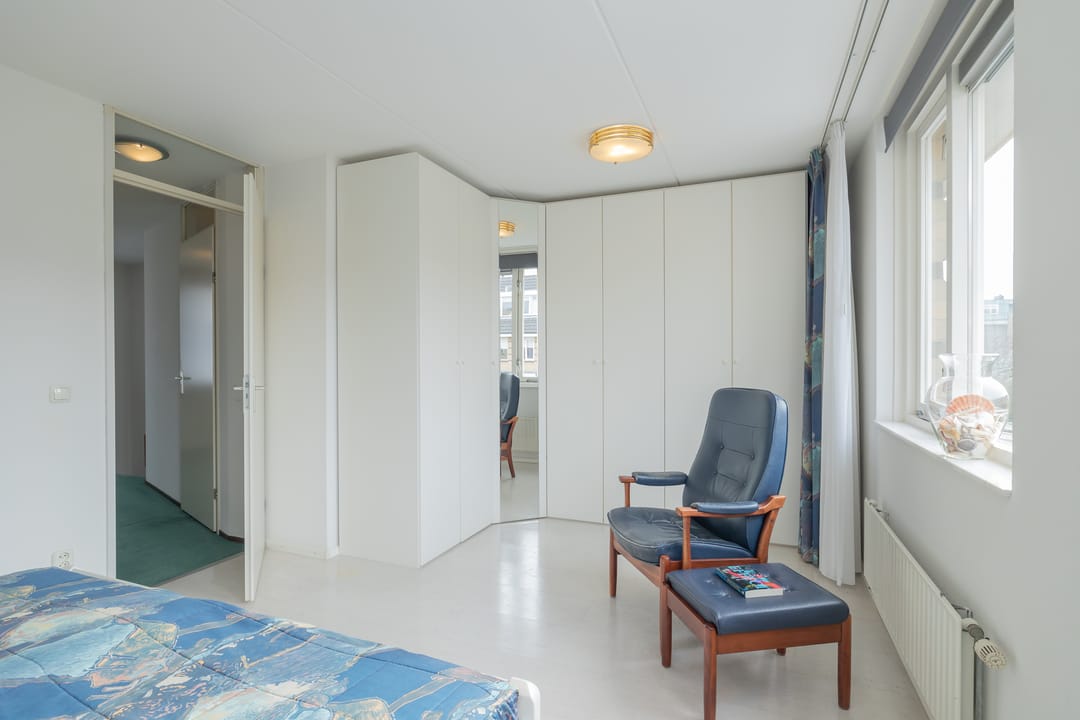 Foto 43 van Van Meerbeekstraat 8