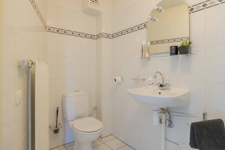 Foto 48 van Van Meerbeekstraat 8