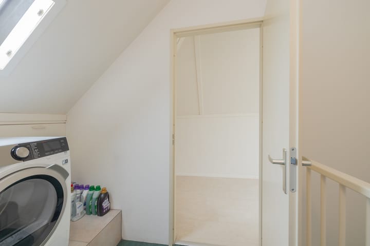 Foto 51 van Van Meerbeekstraat 8