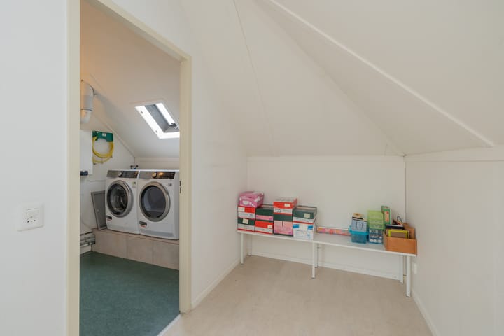 Foto 53 van Van Meerbeekstraat 8