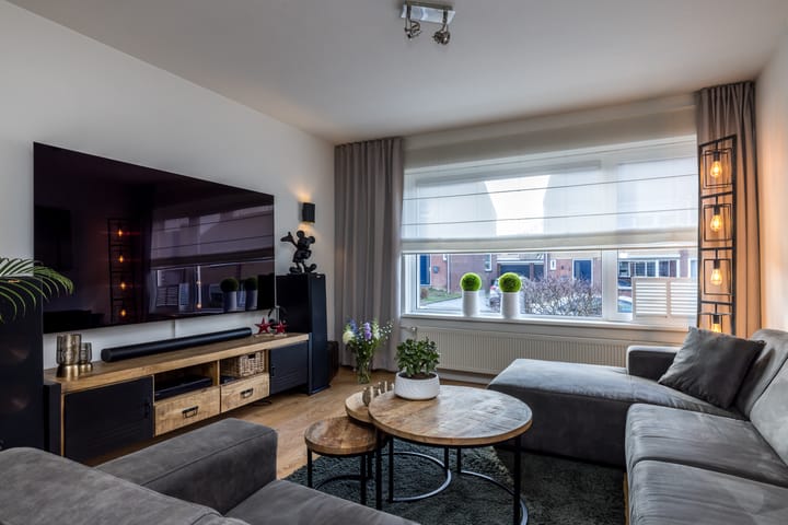 Foto 3 van Albert Schweitzerstraat 41