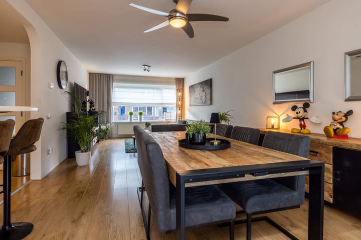 Foto 8 van Albert Schweitzerstraat 41