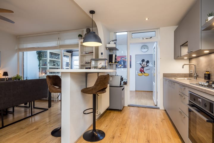 Foto 10 van Albert Schweitzerstraat 41