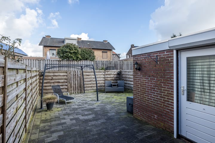 Foto 32 van Albert Schweitzerstraat 41