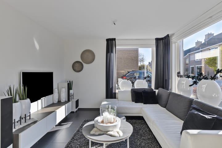 Foto 3 van Admiraal Helfrichstraat 31