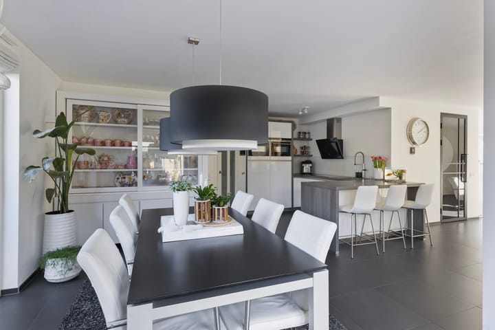 Photo 10 of Admiraal Helfrichstraat 31