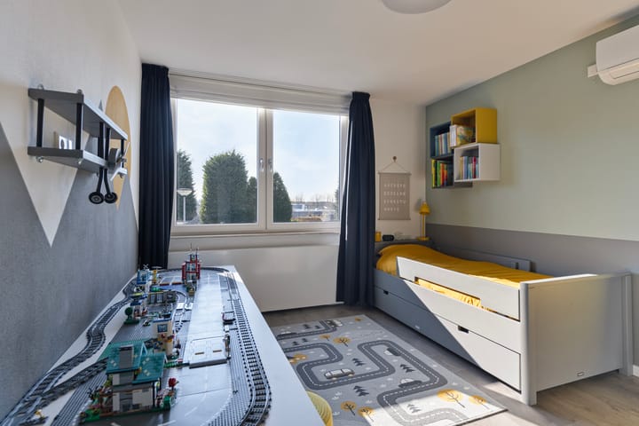 Photo 18 of Admiraal Helfrichstraat 31