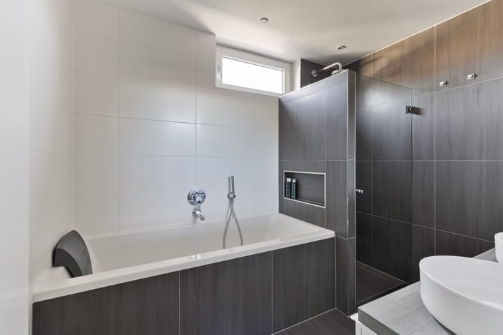 Photo 23 of Admiraal Helfrichstraat 31