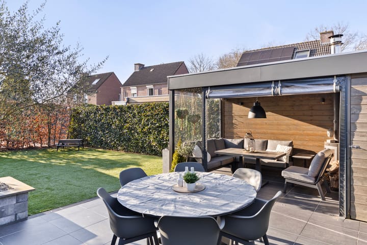 Photo 31 of Admiraal Helfrichstraat 31