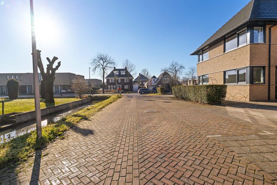 Photo 53 of Gele Irislaan 33