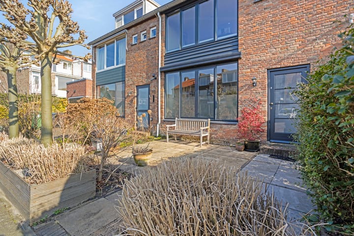 Foto 22 van Ruys de Beerenbroucklaan 22