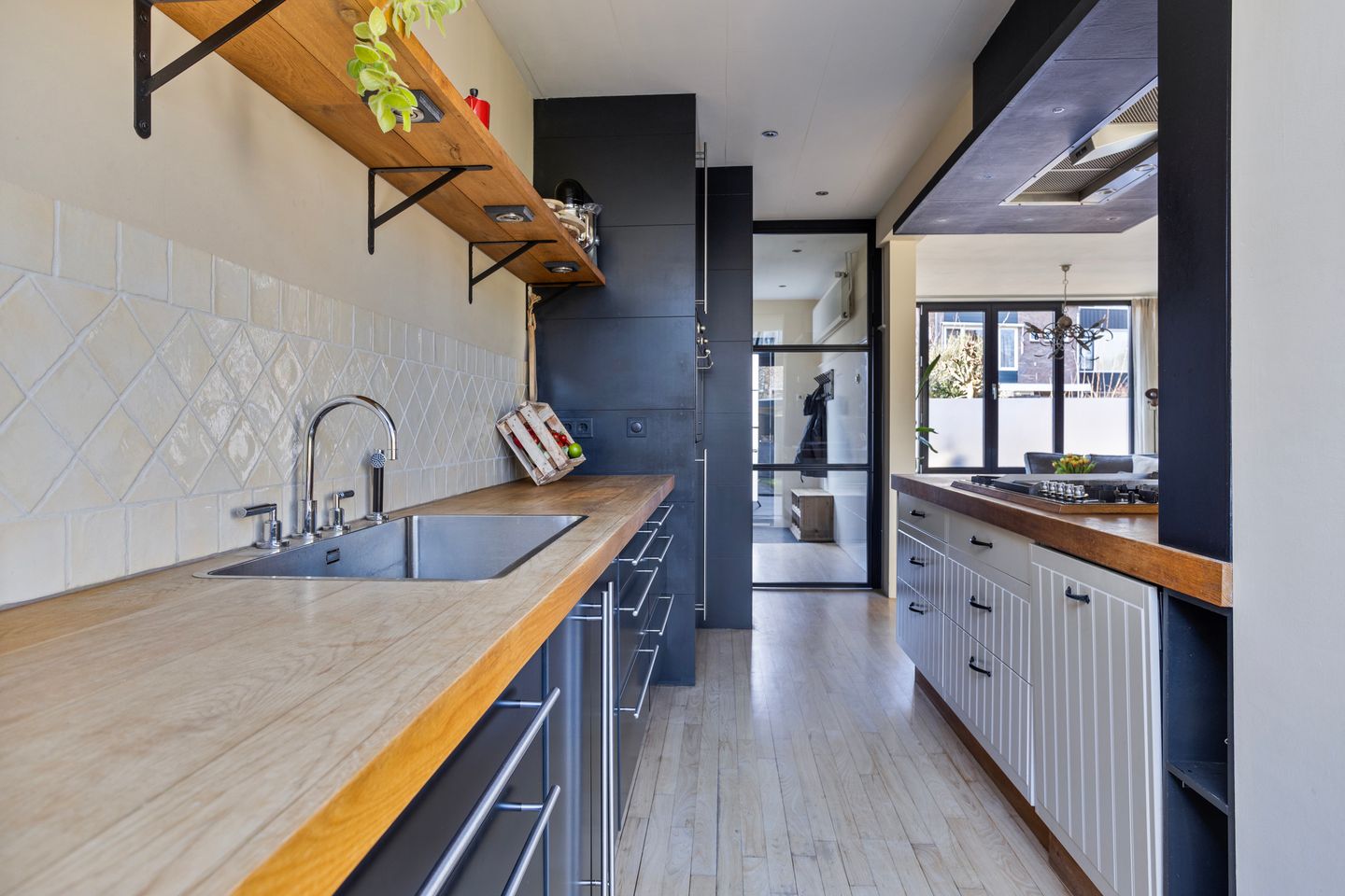 Foto 5 van Ruys de Beerenbroucklaan 22