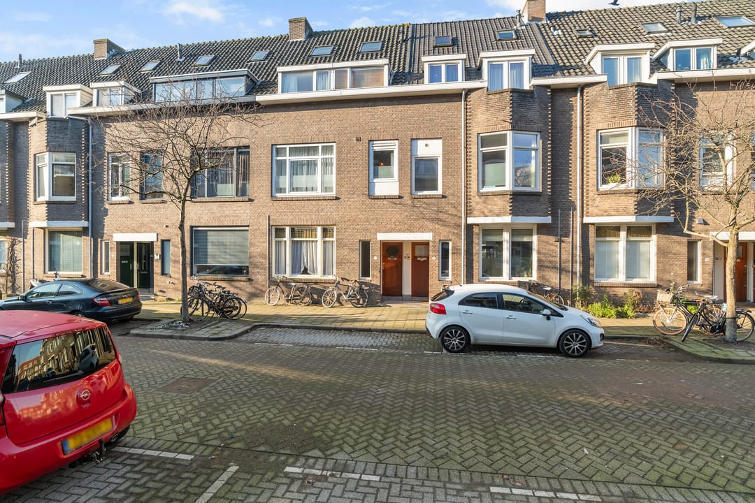 Photo 2 of Jan Willem Frisostraat 18-A