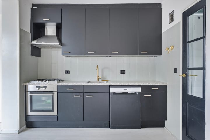 Foto 15 van Gijsbertus Voetiusstraat 5