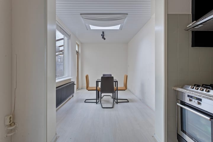 Foto 16 van Gijsbertus Voetiusstraat 5