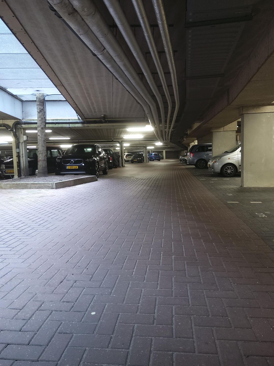 Foto 23 van Carolina MacGillavrylaan 264