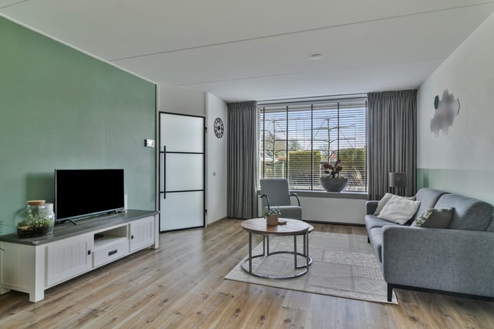 Foto 6 van Biezensnijder 15