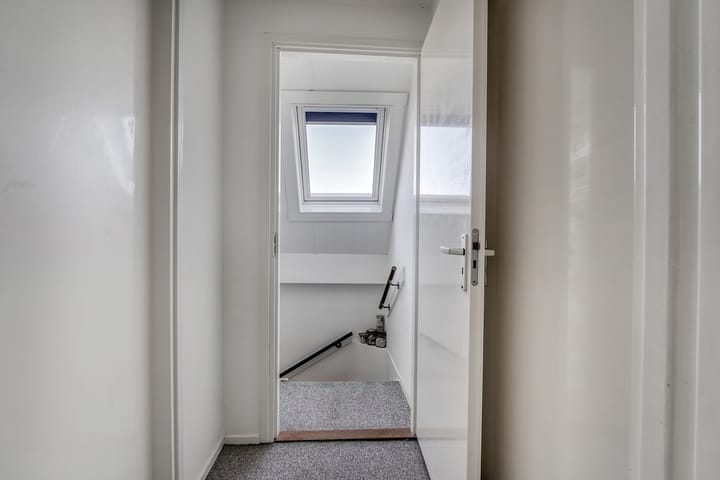 Foto 29 van Vuurbaakstraat 4