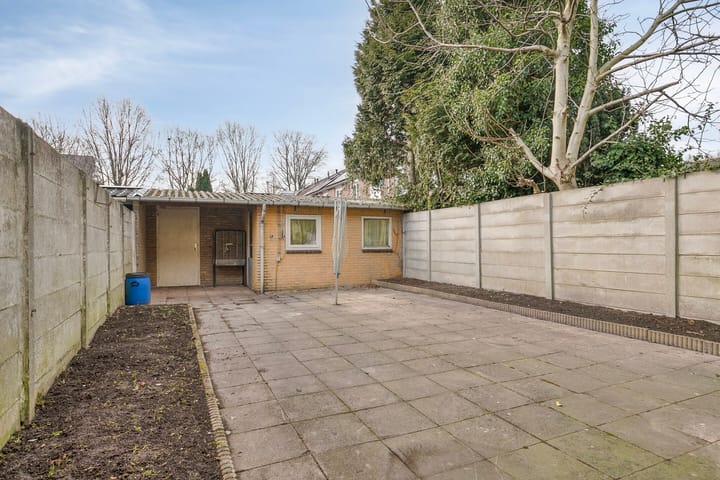 Foto 23 van Mascagnistraat 112