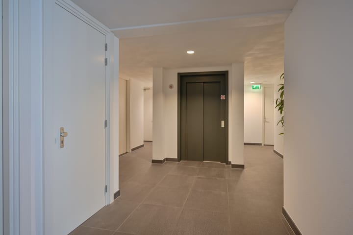 Foto 12 van Karbeel 45