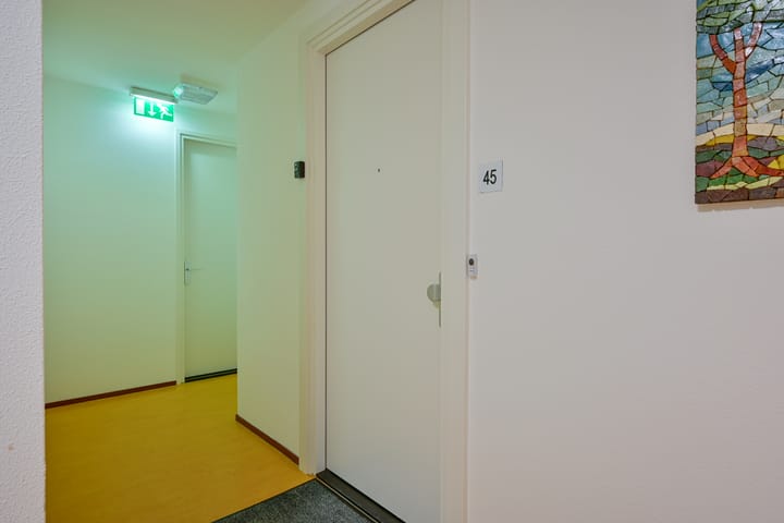 Foto 14 van Karbeel 45