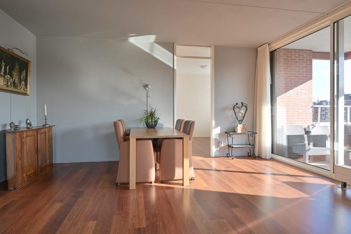 Foto 25 van Karbeel 45