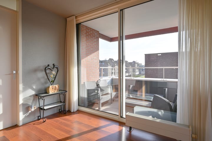 Foto 37 van Karbeel 45