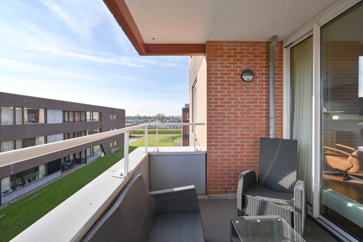 Foto 40 van Karbeel 45