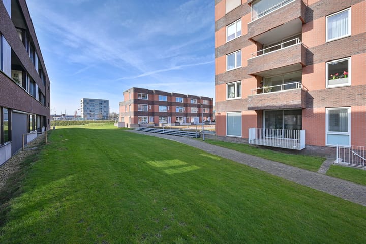 Foto 71 van Karbeel 45