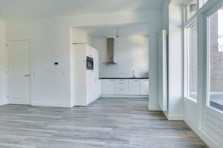 Foto 9 van Croeselaan 211-BS