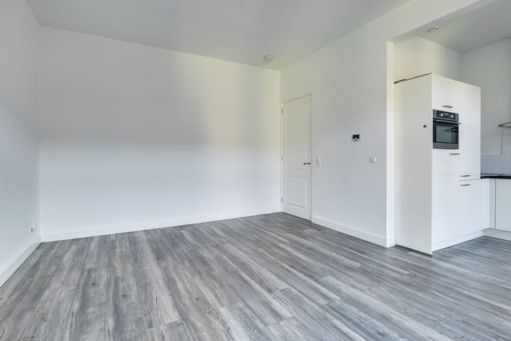 Foto 17 van Croeselaan 211-BS