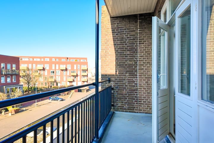 Foto 30 van Croeselaan 211-BS